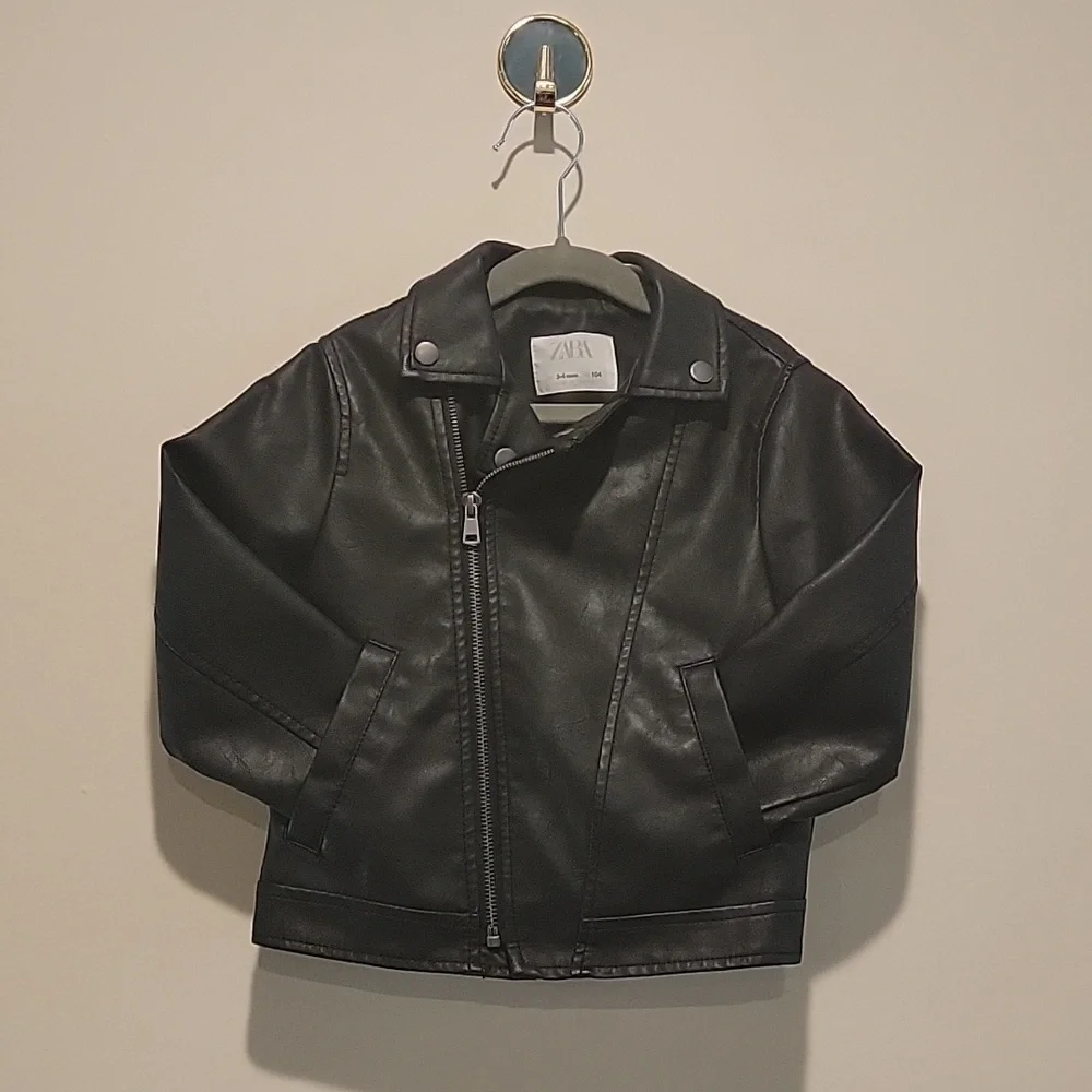 Zara boys faux leather jacket assymetrical black 3-4 years old